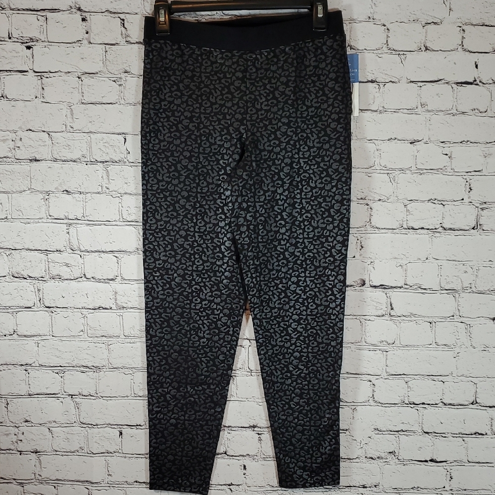 Simply Vera Vera Wang Black Animal Print Leggings Size M NWT